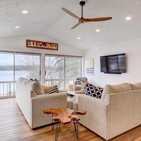 East Jordan Vacation Rental On Lake Charlevoix! المظهر الخارجي الصورة