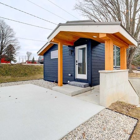 East Jordan Vacation Rental On Lake Charlevoix! المظهر الخارجي الصورة