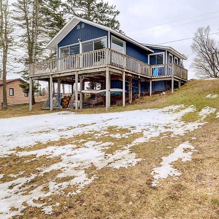 East Jordan Vacation Rental On Lake Charlevoix! المظهر الخارجي الصورة
