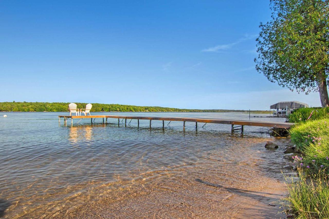 East Jordan Vacation Rental On Lake Charlevoix! المظهر الخارجي الصورة
