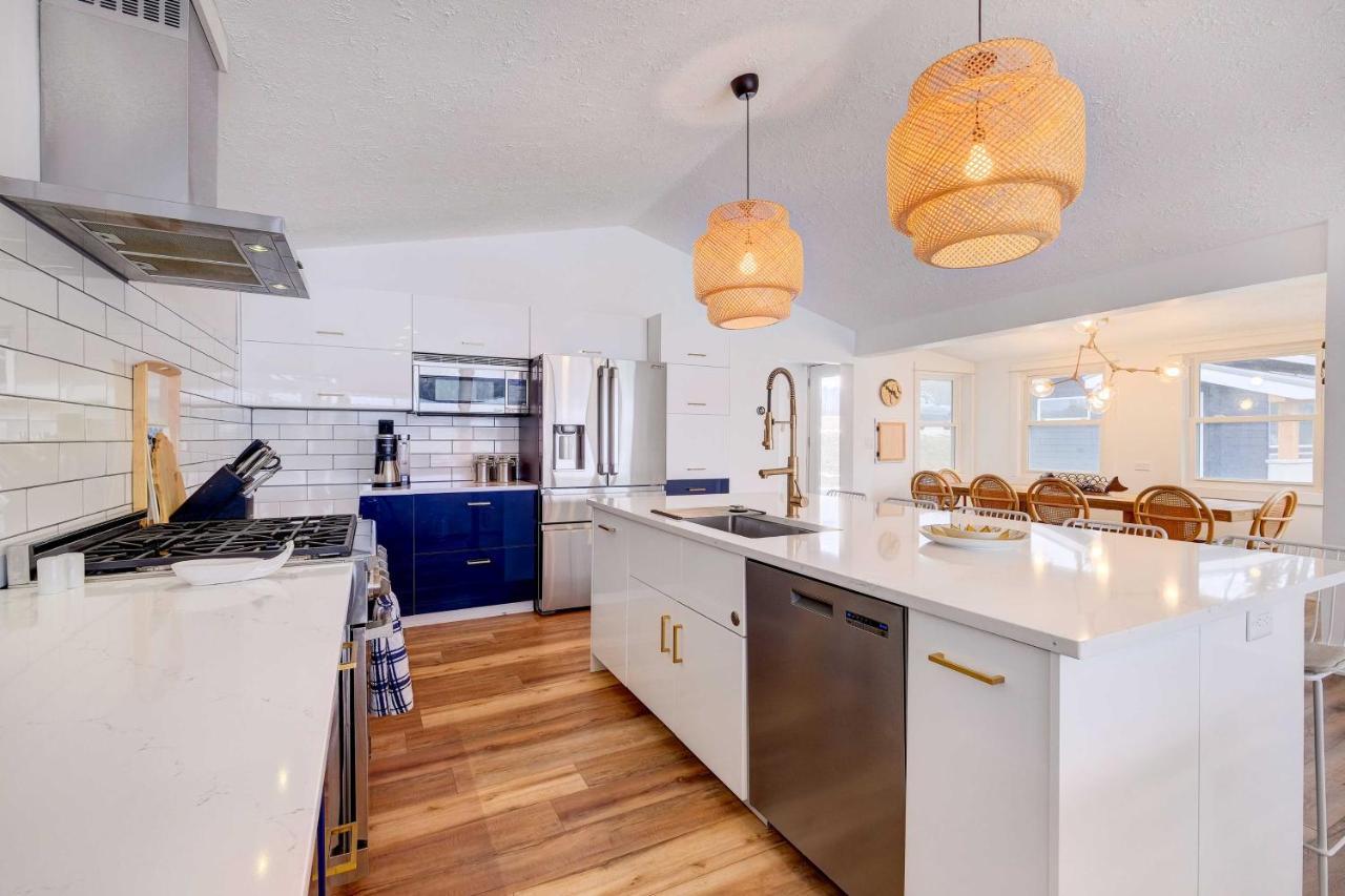 East Jordan Vacation Rental On Lake Charlevoix! المظهر الخارجي الصورة