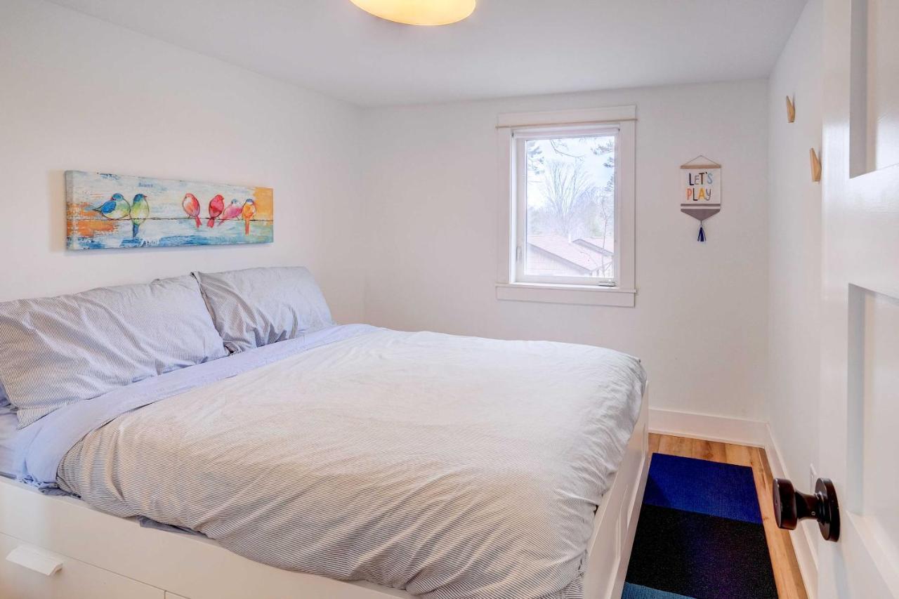 East Jordan Vacation Rental On Lake Charlevoix! المظهر الخارجي الصورة