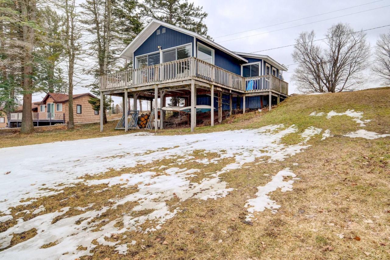 East Jordan Vacation Rental On Lake Charlevoix! المظهر الخارجي الصورة