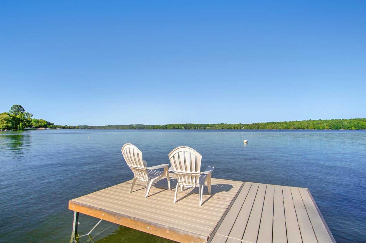 East Jordan Vacation Rental On Lake Charlevoix! المظهر الخارجي الصورة