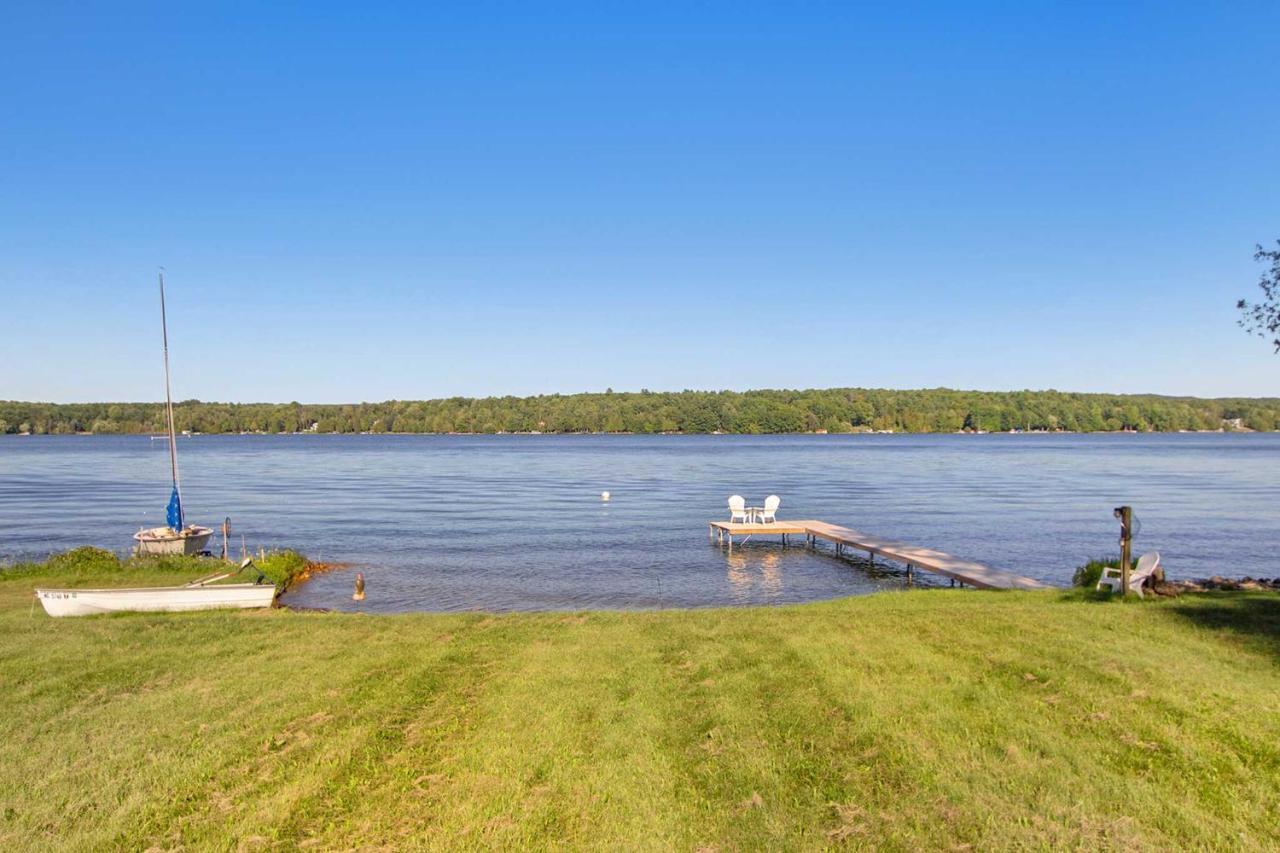 East Jordan Vacation Rental On Lake Charlevoix! المظهر الخارجي الصورة